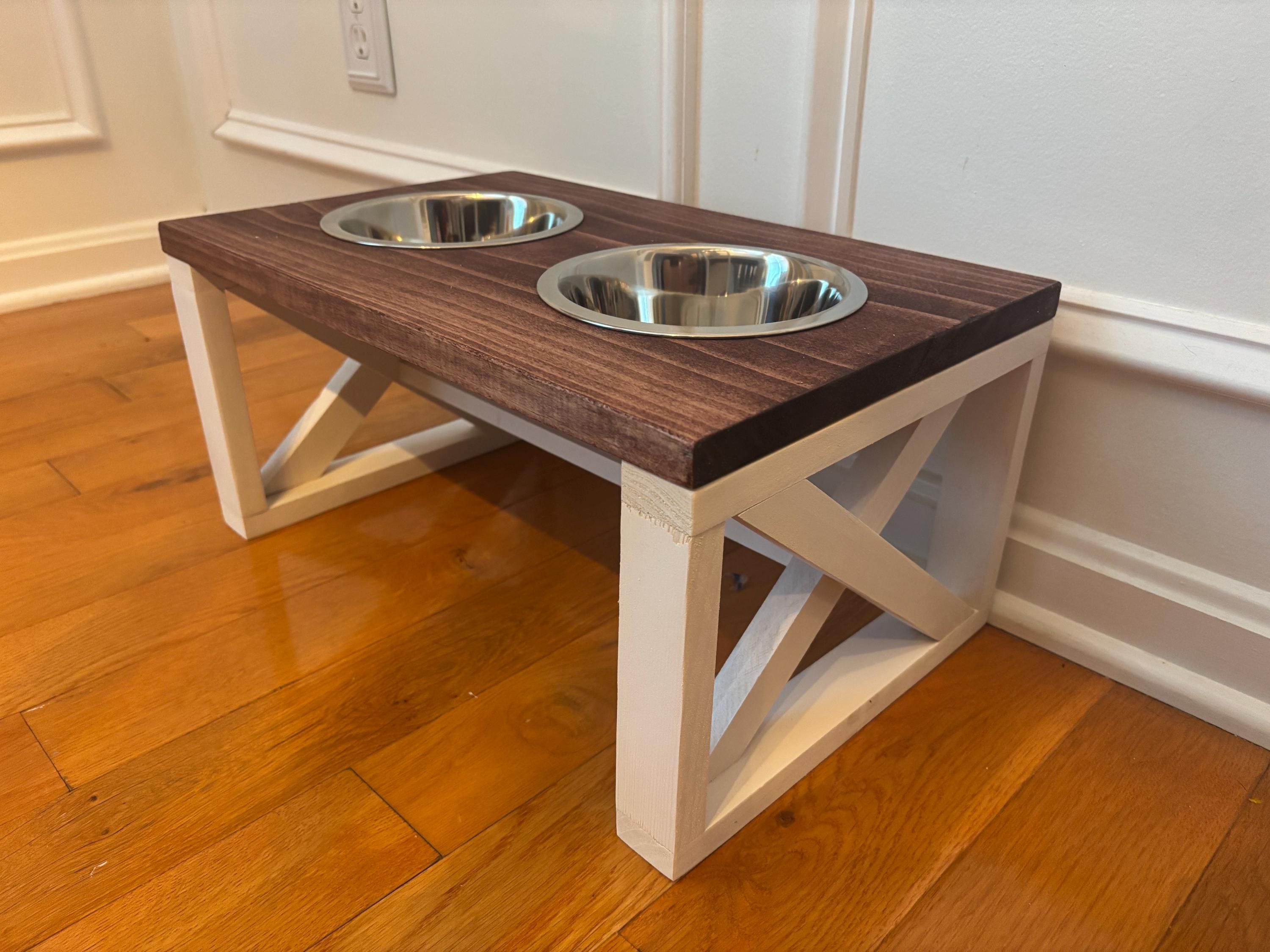 Rustic Wooden Elevated Dog Bowl: Farmhouse Pet Feeder with Stainless Steel Bowl