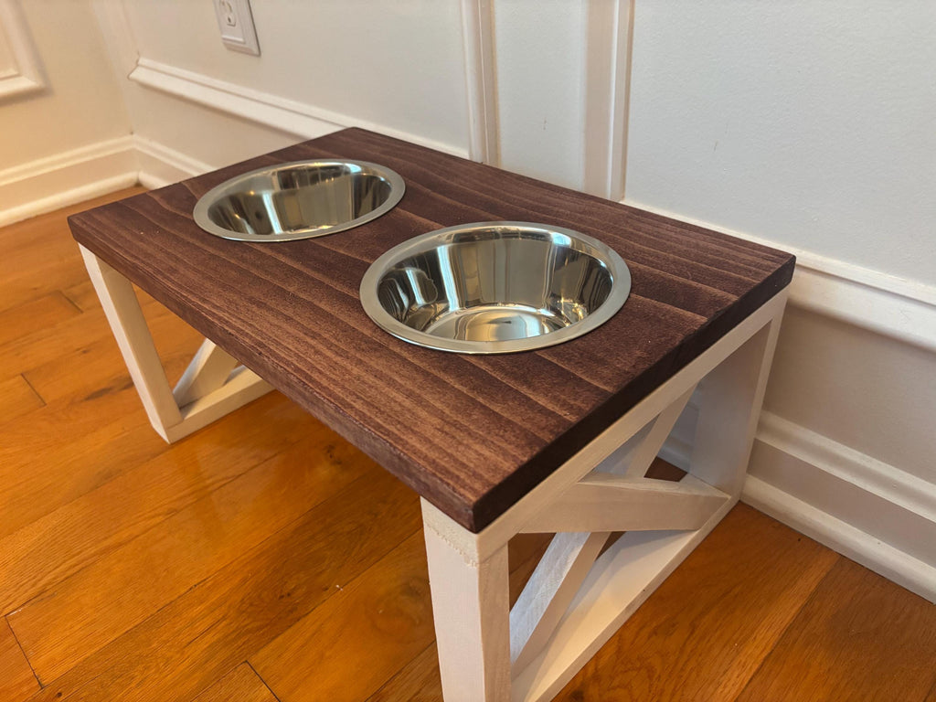 Rustic Wooden Elevated Dog Bowl: Farmhouse Pet Feeder with Stainless Steel Bowl