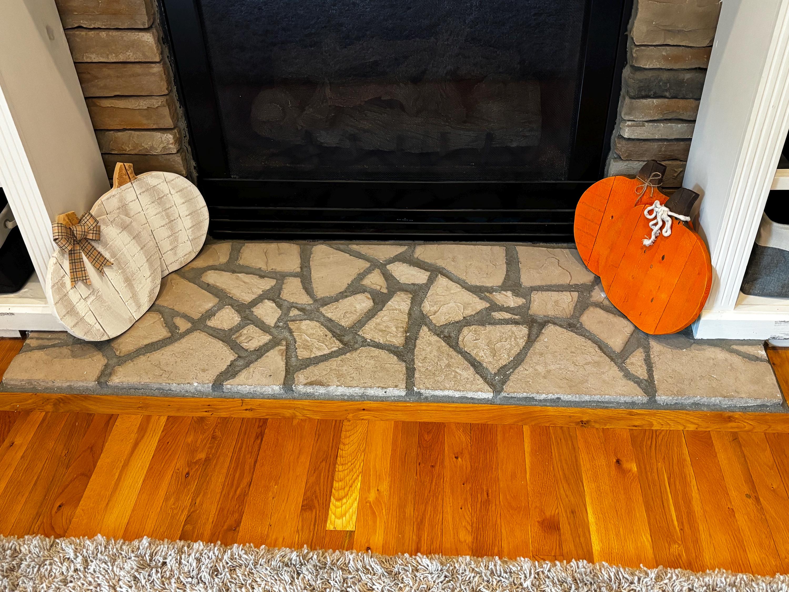 Wooden Pumpkins painted (set of 2)